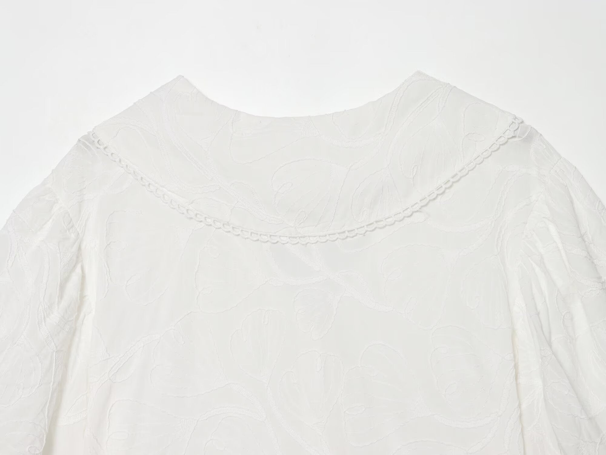 Women's Small Round Lapel Lace up Shirt